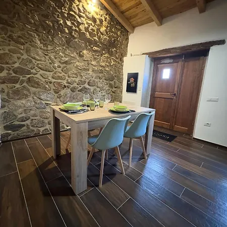 Eréntzia Relax Affittacamere 3*